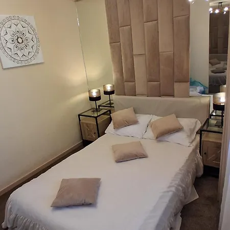 Uminskiego Spacious Апартаменти Познань